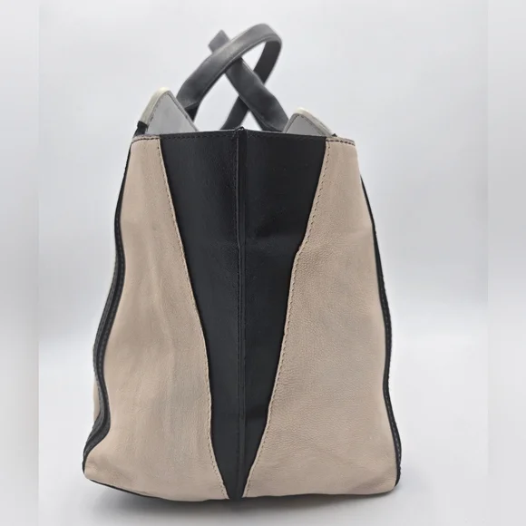 Chloe Alison East-West Leather Tote Bag - Picture 6 of 16